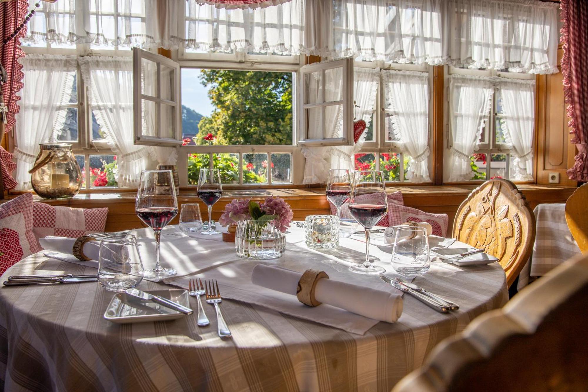 Hotel-Gasthaus Goldener Engel Glottertal Eksteriør bilde