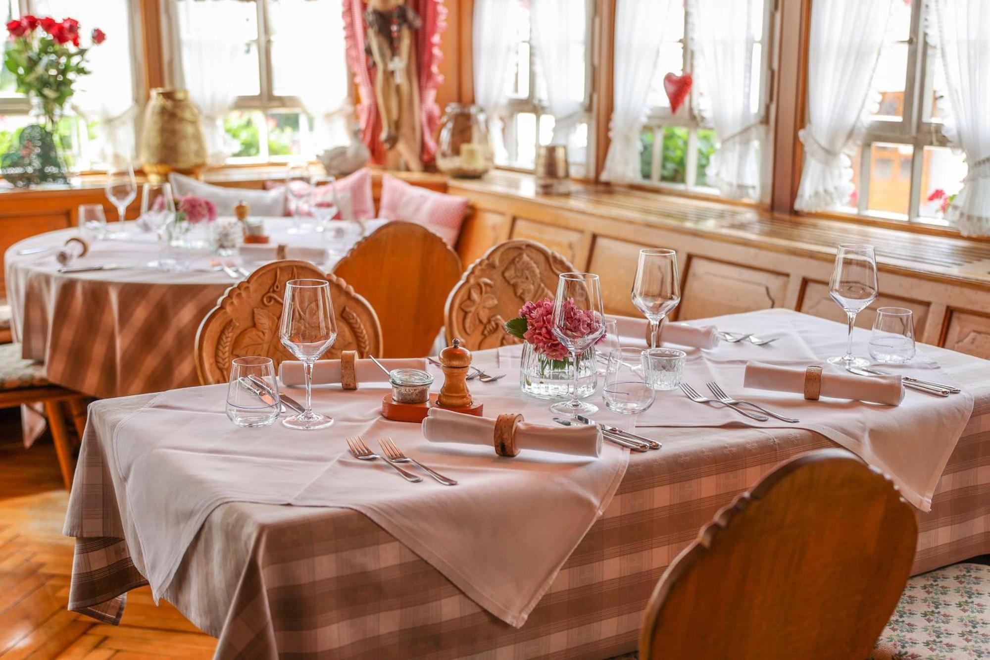 Hotel-Gasthaus Goldener Engel Glottertal Eksteriør bilde