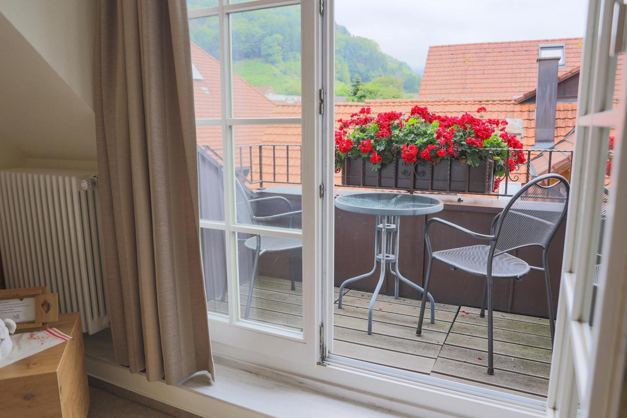 Hotel-Gasthaus Goldener Engel Glottertal Eksteriør bilde
