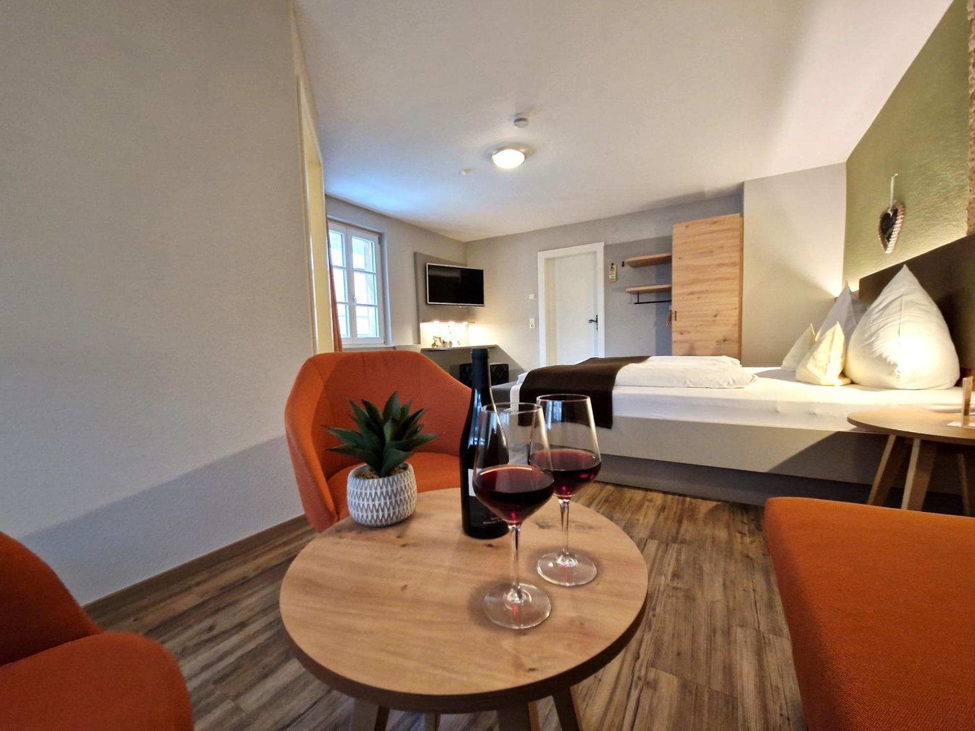 Hotel-Gasthaus Goldener Engel Glottertal Eksteriør bilde