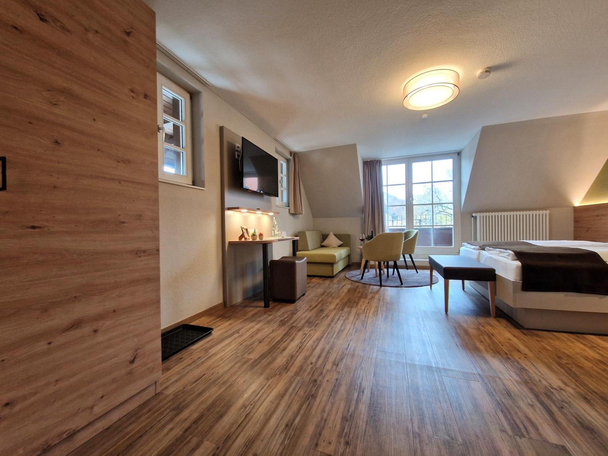 Hotel-Gasthaus Goldener Engel Glottertal Eksteriør bilde